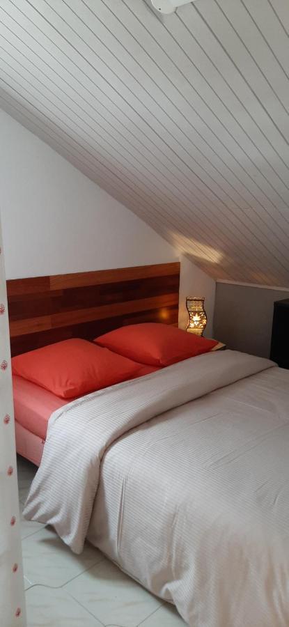 Les Anones Saint-Gilles-les-Bains Exterior foto