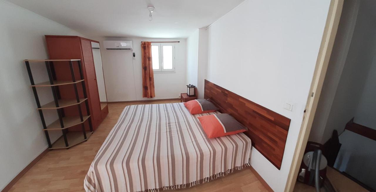 Les Anones Saint-Gilles-les-Bains Exterior foto